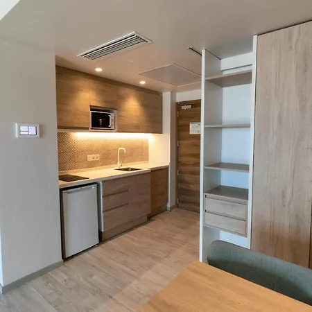 The White (adults Only) Appartement
